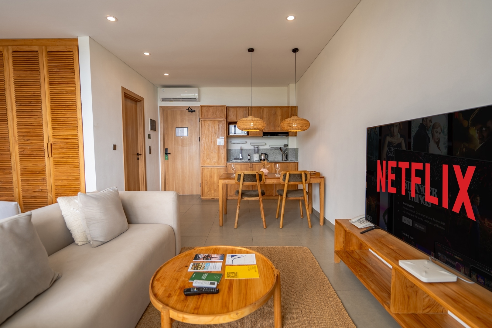 Elite 1BR Canggu | Oceanview & Co-Working Hub