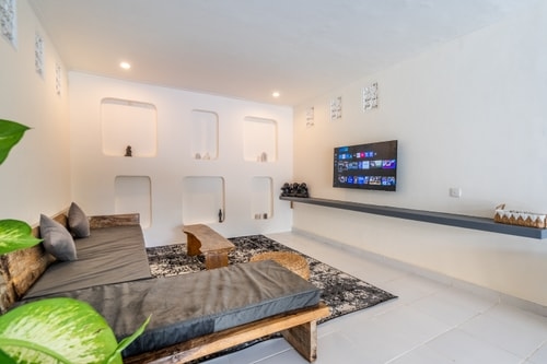 Tropical 3BR Villa W/ Private Pool Escape