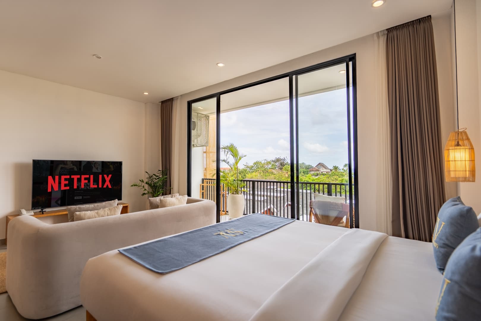 1BR Oceanview Canggu Suite | Pool,Yoga & Workhub