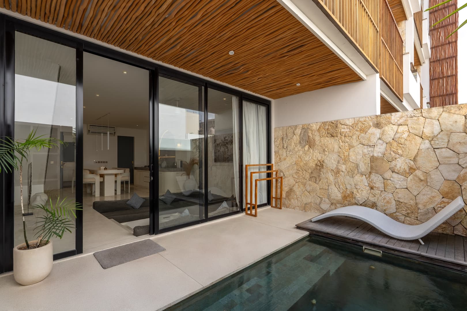 1BR Near Pererenan Beach Apart with Designer Pool