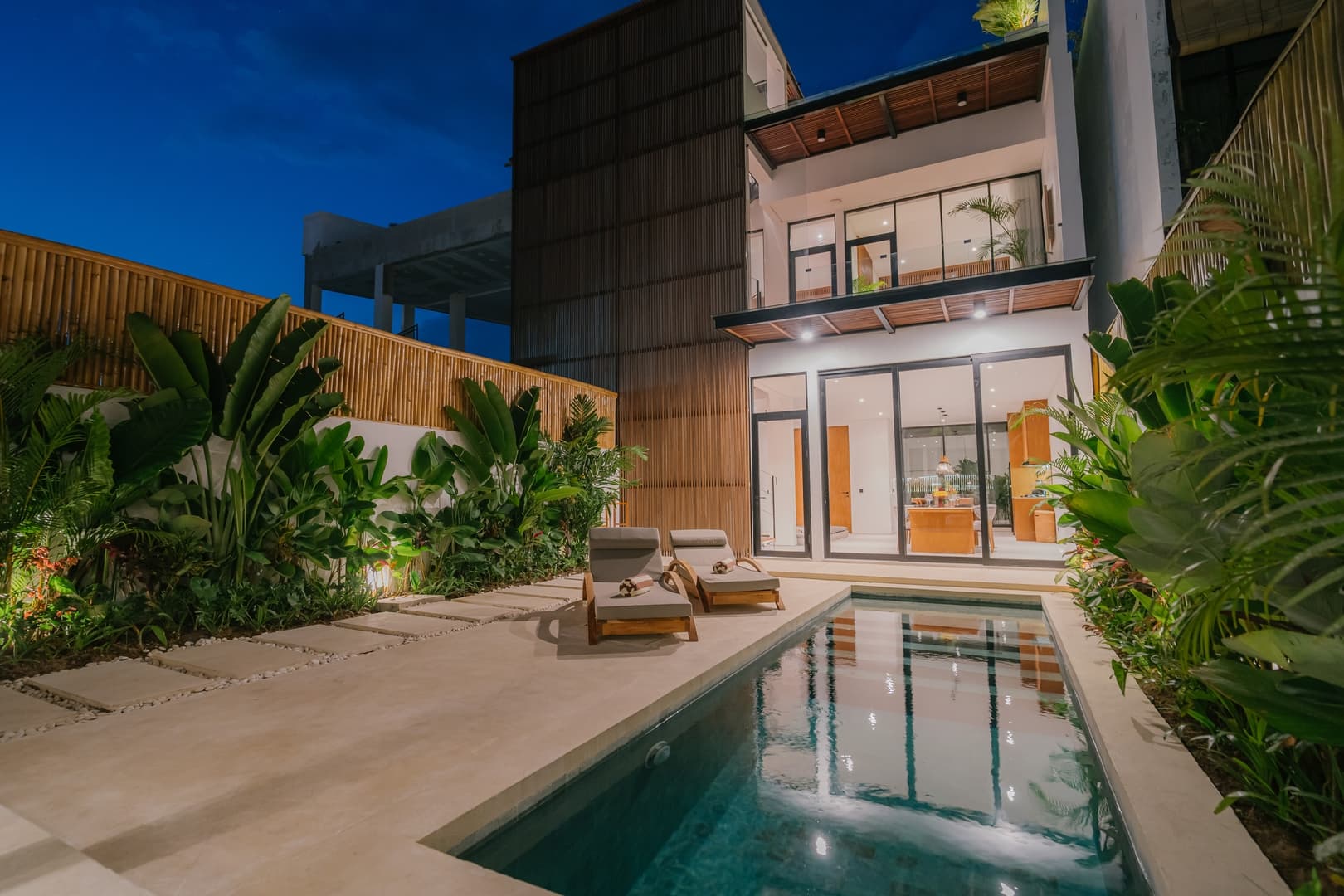 Modern-Luxury 3BR Villa Canggu w/ Pool & Rooftop