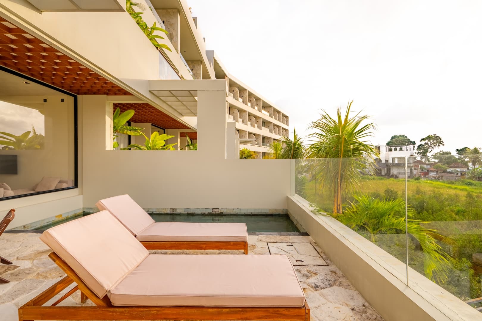 Elegant 1BR Canggu | Pool & Sunset Paddy Balcony