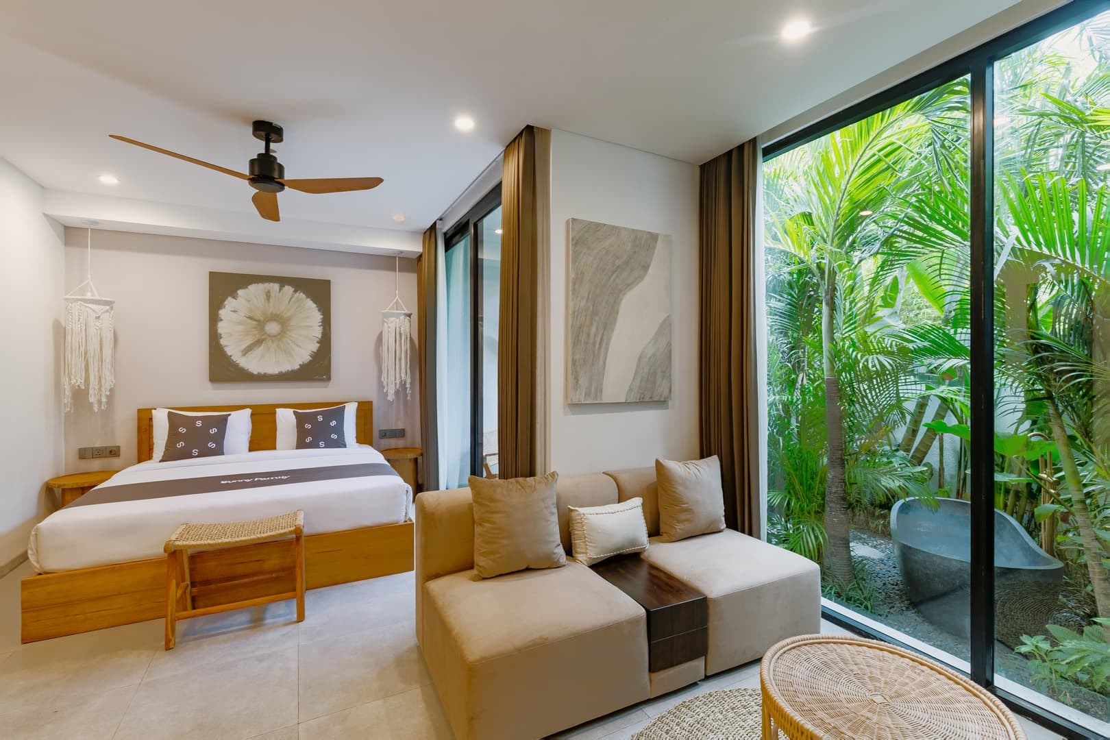 1BR Canggu Suite | Outdoor Bathtub, Pool & Gym