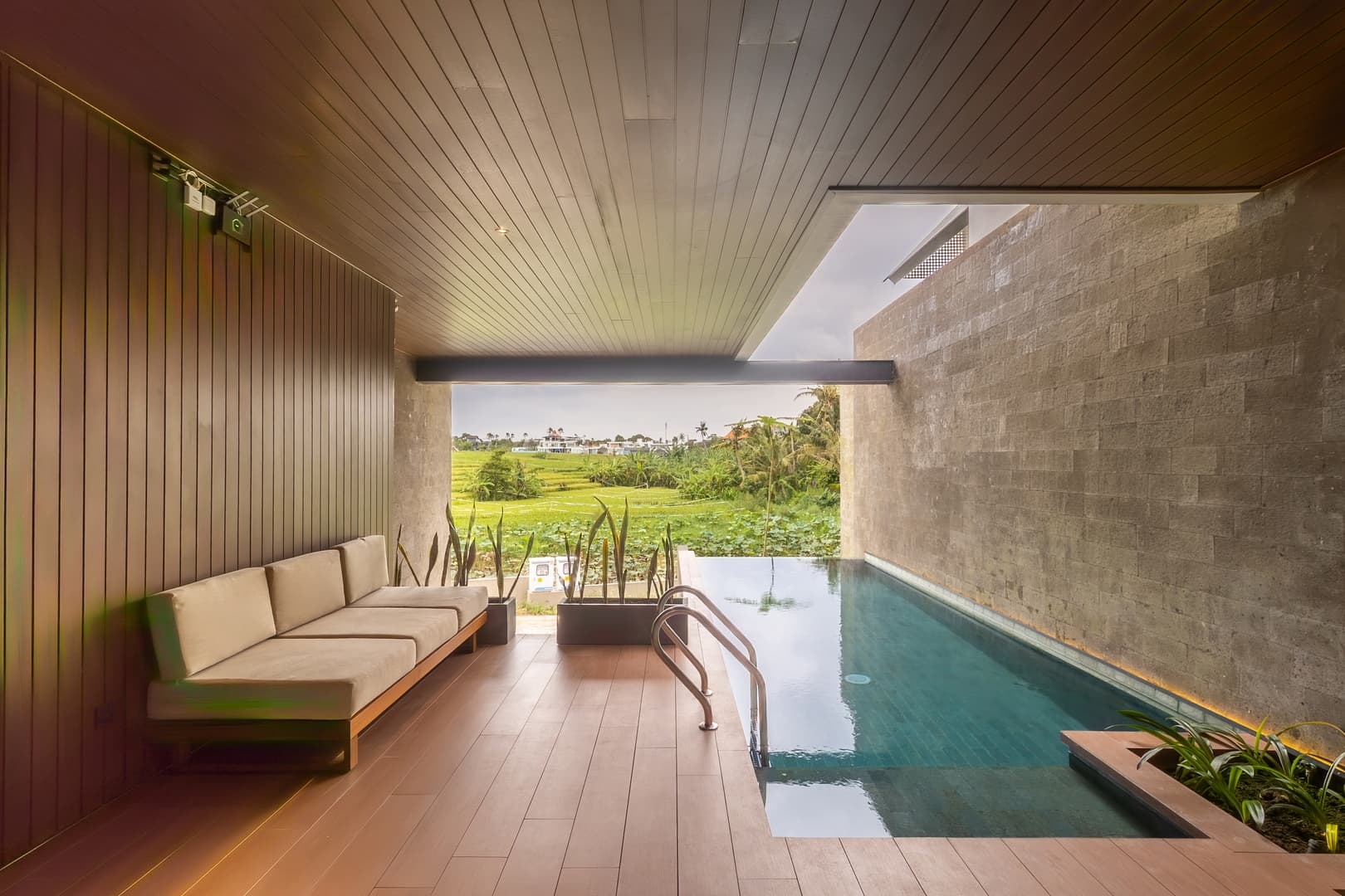 New 3BR Stunning Villa with Paddy View Canggu