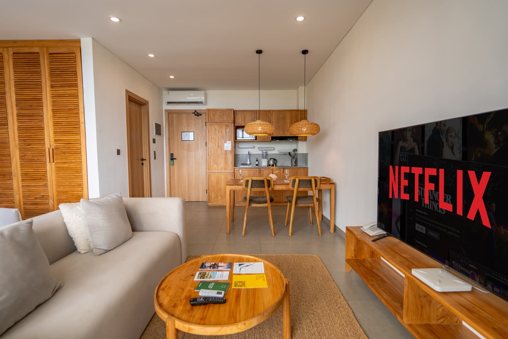 Elite 1BR Canggu | Oceanview & Co-Working Hub