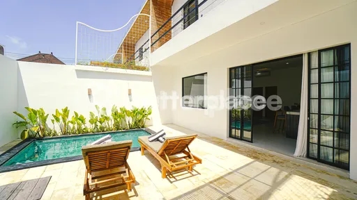 Peaceful Padonan Retreat: Spacious Leasehold Villa with Amenities Nearby