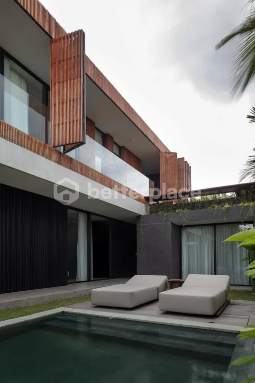 A Masterpiece of Japandi Elegance in Nyanyi: Luxurious 3-Bedroom Villa with Ocean Views and Timeless Tropical Serenity