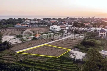 Bali Investment Goldmine: Prime Leasehold Land Near Batu Belig Beach