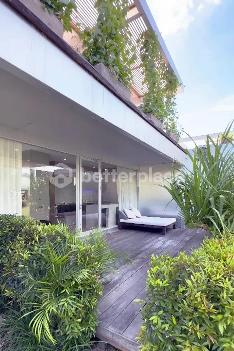 Sophisticated Leasehold 1-Bedroom Apartment in Nyanyi – A Luxurious Retreat with High Rental Potential