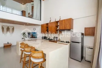 Discover this Stunning Fully Furnished Leasehold Villa with Pools & Sauna in Uluwatu