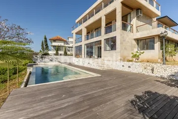 Oceanfront Luxury with Unmatched Panoramic Views in Pecatu, New Kuta