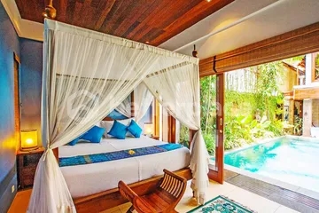 Bali Elegance Unveiled: Three-Bedroom Leasehold Villa in Seminyak Sanctuary