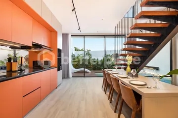 Modern 2 Bedroom Villa in Berawa – 5 Minutes to the Beach For Yearly Rental