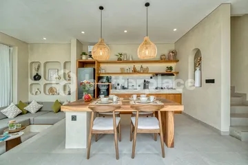 Cozy & Contemporary One Bedroom Villa in High Demand Area