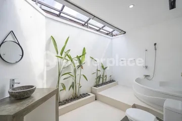 Walking Distance To Double Six Beach Villa 4 Bedrooms For Yearly in Seminyak