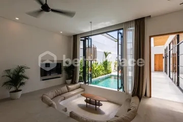 Modern Living with a Tropical Twist: Leasehold 3-Bedroom Villa in Bali’s Sought-After Bukit – Balangan