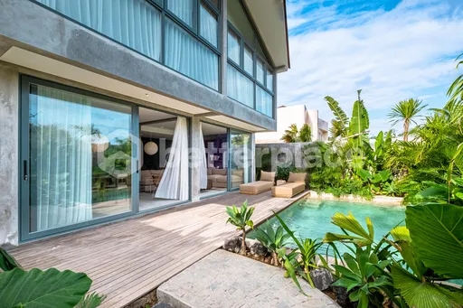 Steps Away from Balangan Beach-Tropical Modern Villa in Balangan