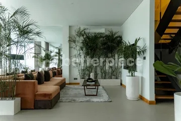 Modern and Luxury 4 Bedroom Villa in Berawa – 5 Minutes to the Beach