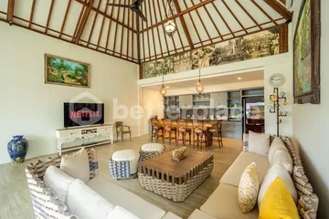 Stunning 4 Bedroom Luxury Villa in Sanur – Spacious Living Steps from the Coast