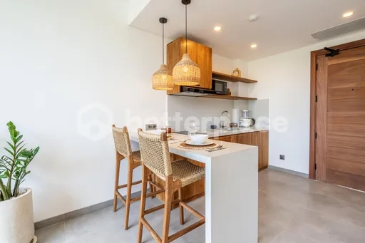 Modern 1-Bedroom Apartment in the Heart of Batu Bolong, Canggu