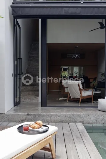 Contemporary Townhouse Villa Steps Away from Berawa Beach
