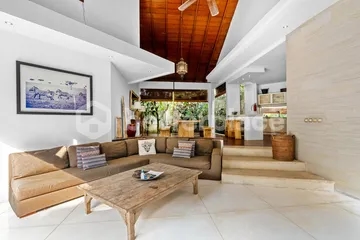 Stylish 2 Bedroom Villa for Yearly Rental in Umalas