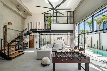 A Contemporary Minimalist Design, 3 Bedroom Villa in Berawa Walking Distance to The Beach