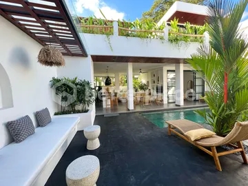 Modern Elegance in Tumbak Bayuh – A Furnished Villa with Rooftop & Pool