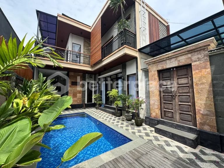 Your Private Urban Sanctuary in Kerobokan – Modern Enclosed-Living 3-Bed Villa with Comfort, Convenience, and a Prime Lifestyle Location