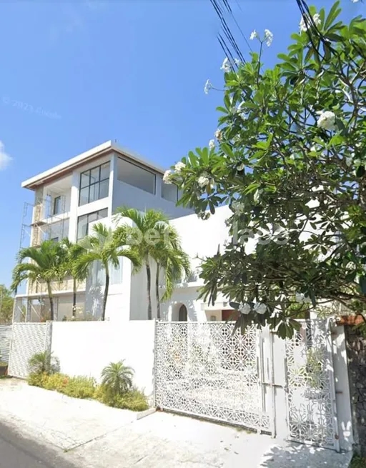 Bright and Breezy Villa for Rent Yearly in South Bali-Near Melasti and Pandawa Beach