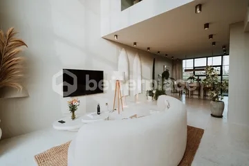 Brand New Rice Field View 1 Bedroom Villa in Berawa