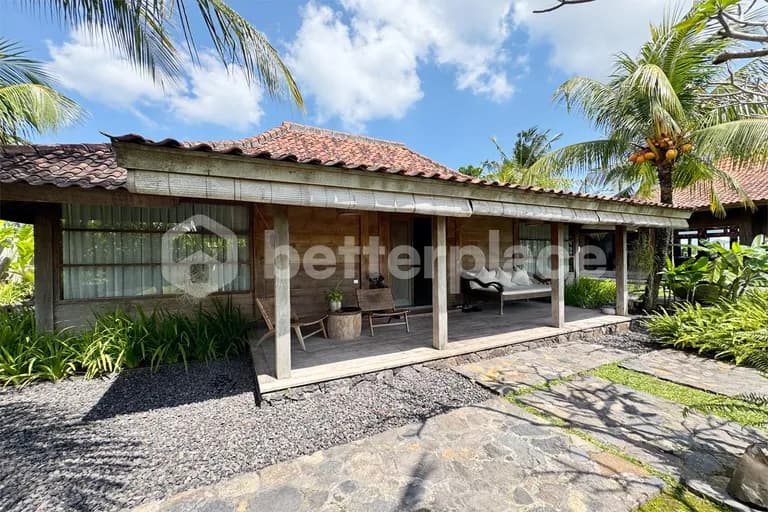 Luxury Freehold 2-Bed Villa in Nyanyi – Original Artworks, Premium Fixtures & Iconic Rice Field Panorama