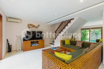 Modern 2 Bedroom Villa For Yearly Rental in Pererenan