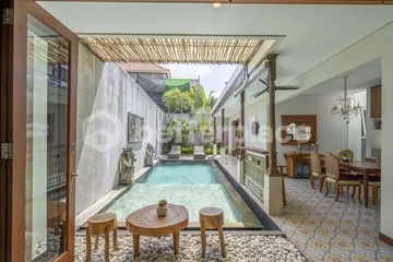 Sayan Enchantment 2-Bedroom Villa with Freehold Title