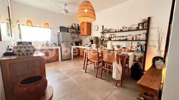 Modern 2 Bedroom Villa in Berawa, Just 7 Minutes from the Beach