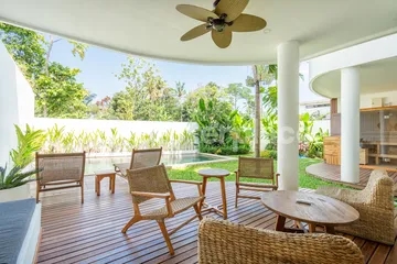 Elevate Your Lifestyle, Modern 3 Bedroom Villa in Kedungu with Enchanting Rice Field Views