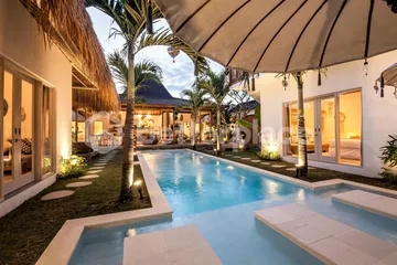 Luxury Modern Tropical Villa in Prestigious Seminyak–Oberoi – 5 Bedrooms of Exceptional Comfort