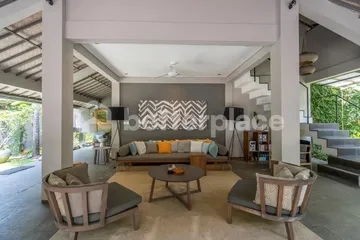 Seminyak Serenity, Bali Villa Oasis: Leasehold 2 Bedrooms Villa