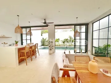 Spacious and Modern Living, 3 Bedroom Brand New Villa in Cepaka