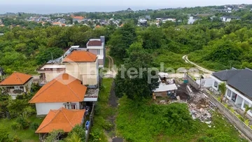 High-Potential Freehold Land for Property Investment in Toyaning Ungasan