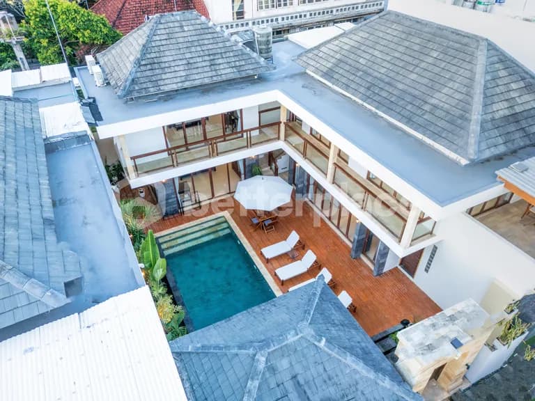 Canggu Coastal Sanctuary Luxurious 4BR Villa for Yearly Rental in Berawa
