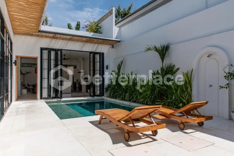 Modern Living with a Tropical Twist: Leasehold 3-Bedroom Villa in Bali’s Sought-After Bukit – Balangan