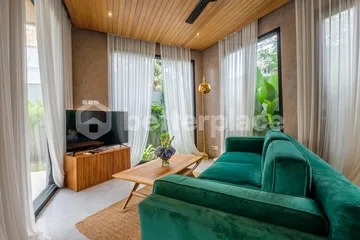 Stylish 3 Bedroom Villa with Private Pool in Batu Bolong, 9 Minutes to the Beach