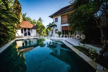 6 Bedroom Villa in Echo Beach, Canggu – Prime Location & Investment Opportunity