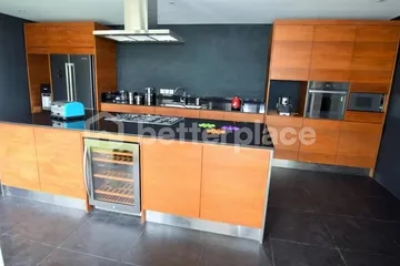 Jungle Retreat 6-Bedroom Villa with Pondok Wisata in Ubud