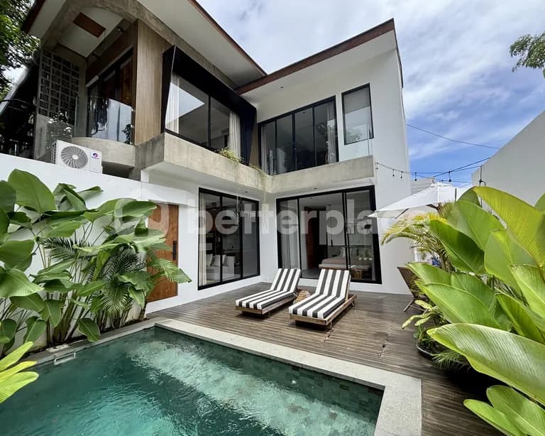 Modern Two Bedroom Villa + An Office in Babakan, A Great Investment Opportunity