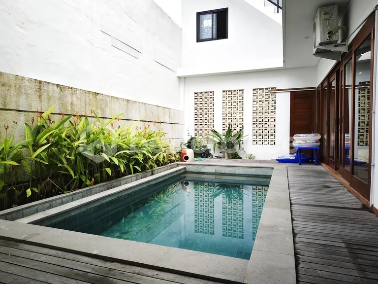 Modern Family Villa for Yearly Rent in the Heart of Berawa