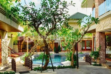 Prestigious Sanur Beachside 10-Bed Villa Offering Expansive Living, Prime Location, and Exceptional Investment Potential