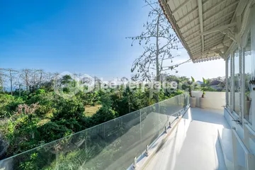 Bohemian Style with Ocean View Villa in a Peaceful Coastal Setting