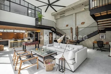 A Contemporary Minimalist Design, 3 Bedroom Villa in Berawa Walking Distance to The Beach